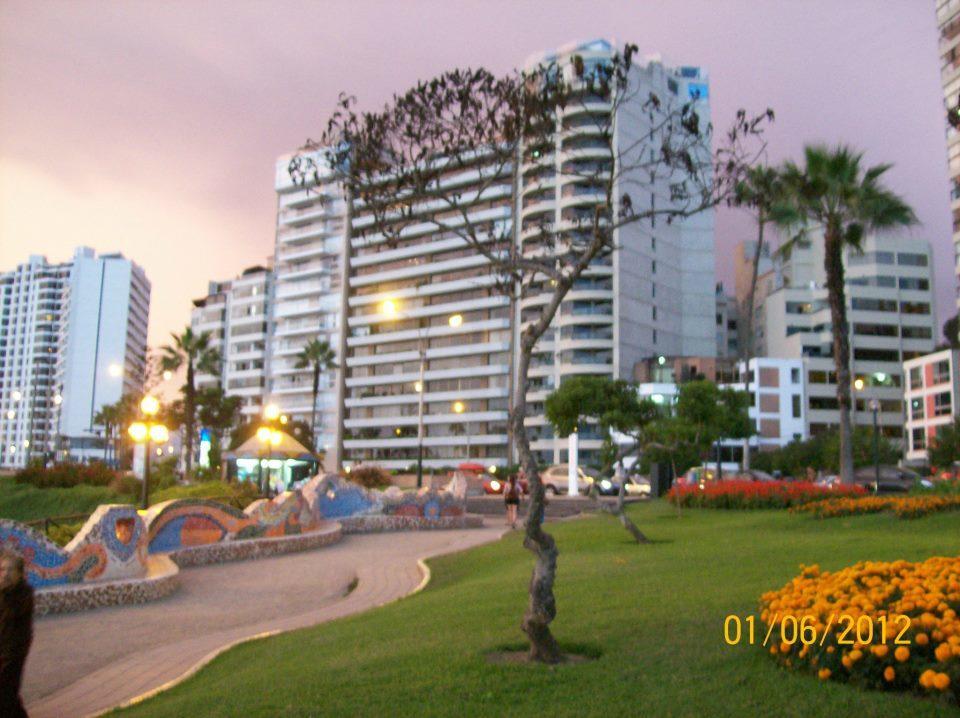 Miraflores Departamentos Lima Exterior photo